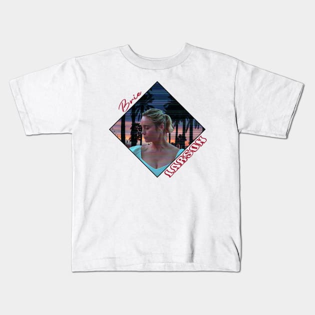 Brie Larson - Retro Kids T-Shirt by itsAlsetDesigns